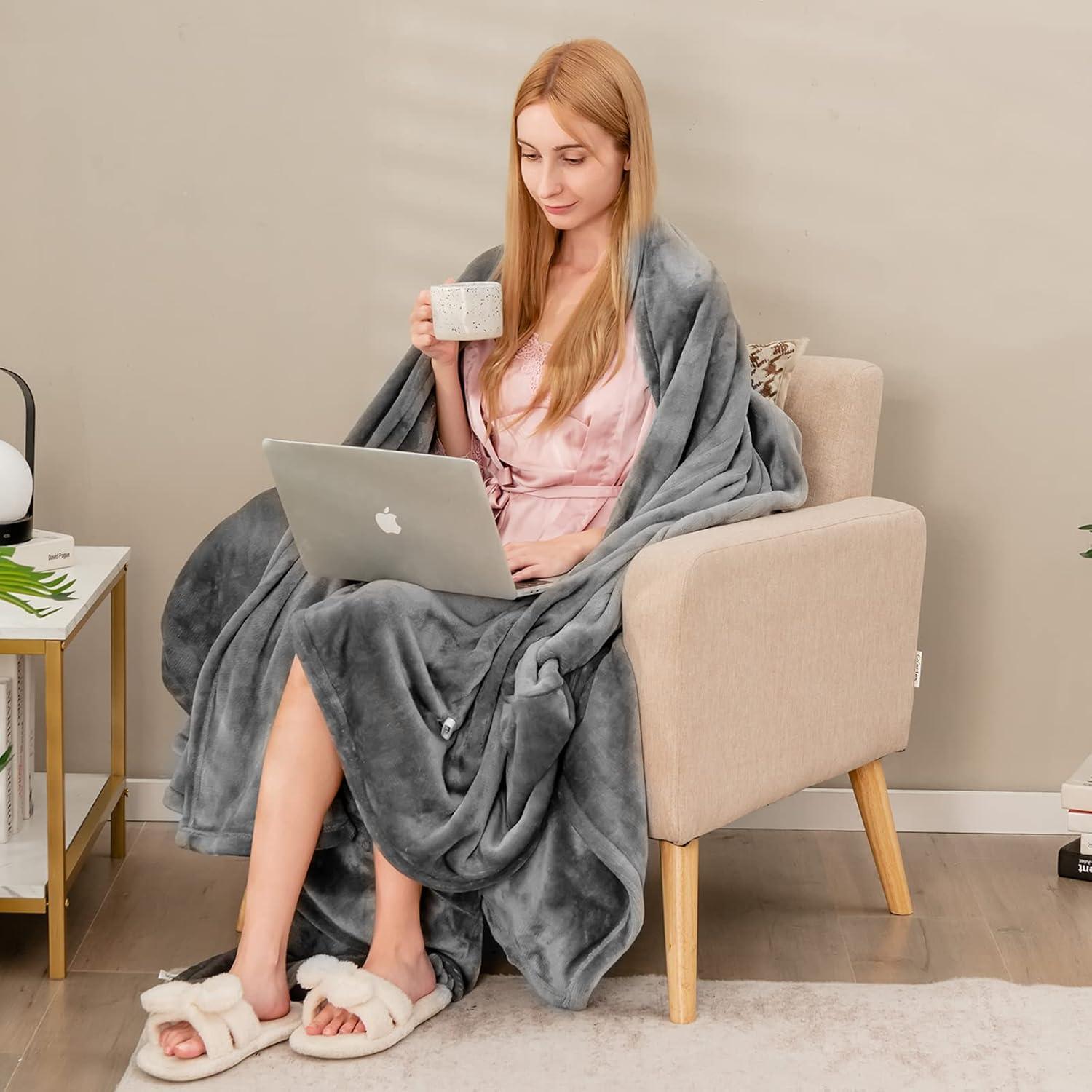 image:imageGiantex Electric Heated Blanket 84 x 62 Flannel Thermal Blanket wMachine Washable 10 Heating Levels 12 Hour Auto ShutOff Overheat Protection Twin Size Heating Blanket for Bed Couch Gray
